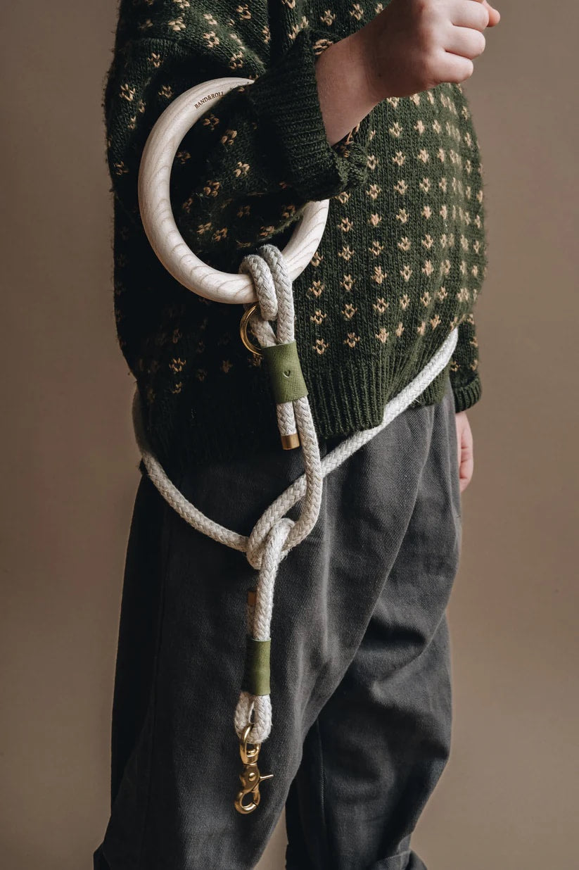 Rope leash ring